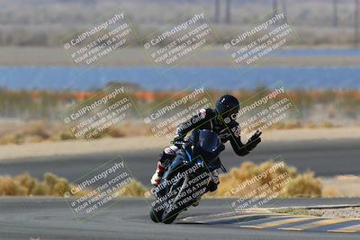 media/Apr-10-2022-SoCal Trackdays (Sun) [[f104b12566]]/Turn 14 (10am)/